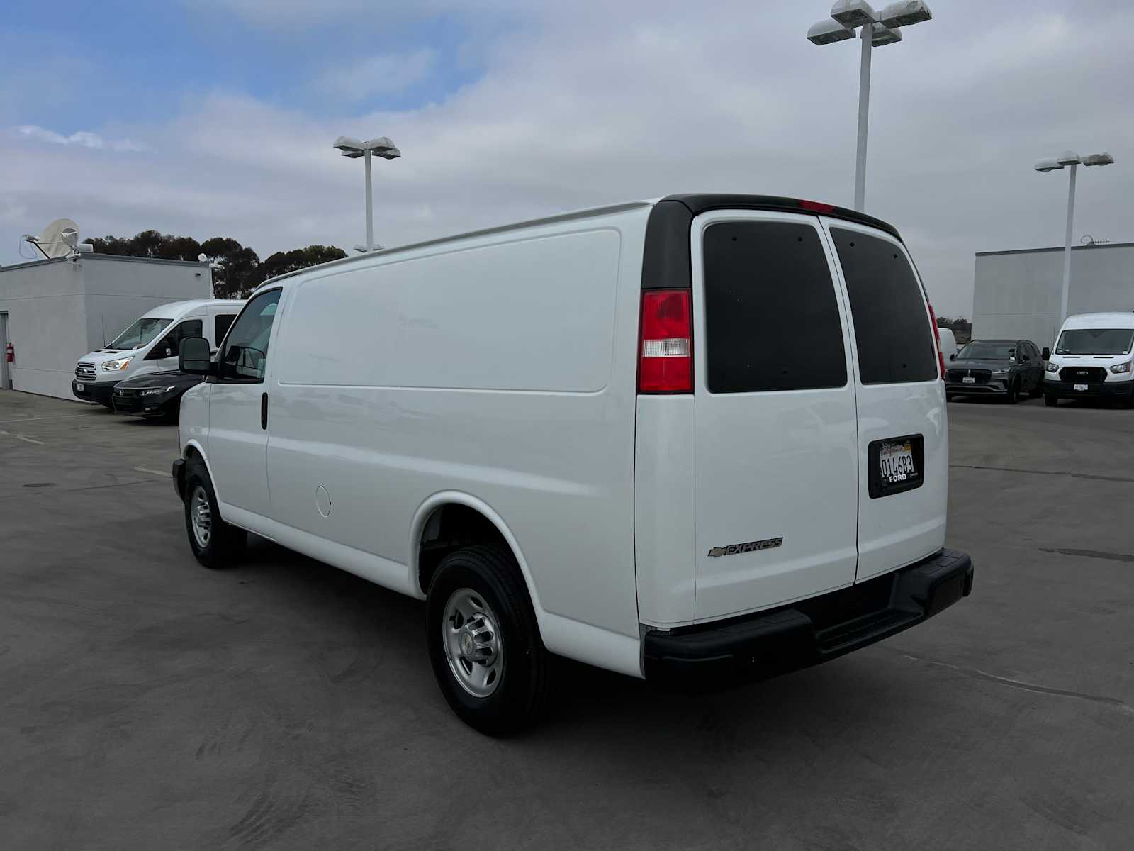 2020 Chevrolet Express 