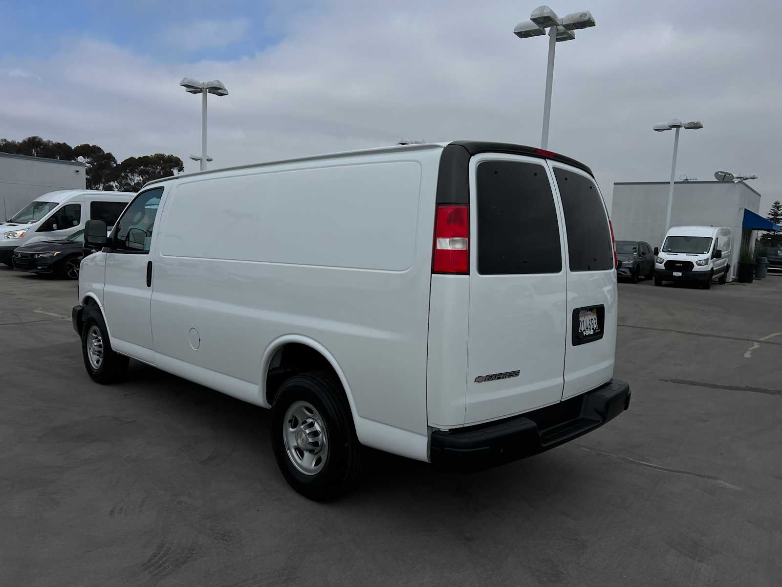 2020 Chevrolet Express 