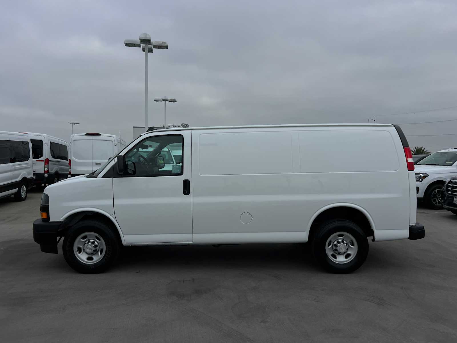 2020 Chevrolet Express 