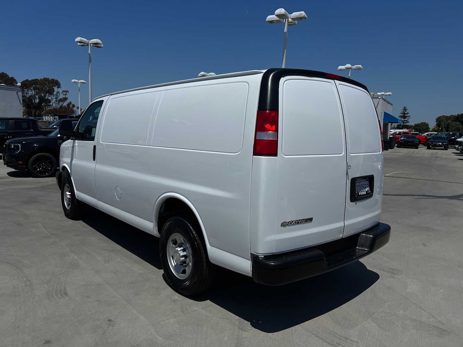 2020 Chevrolet Express 