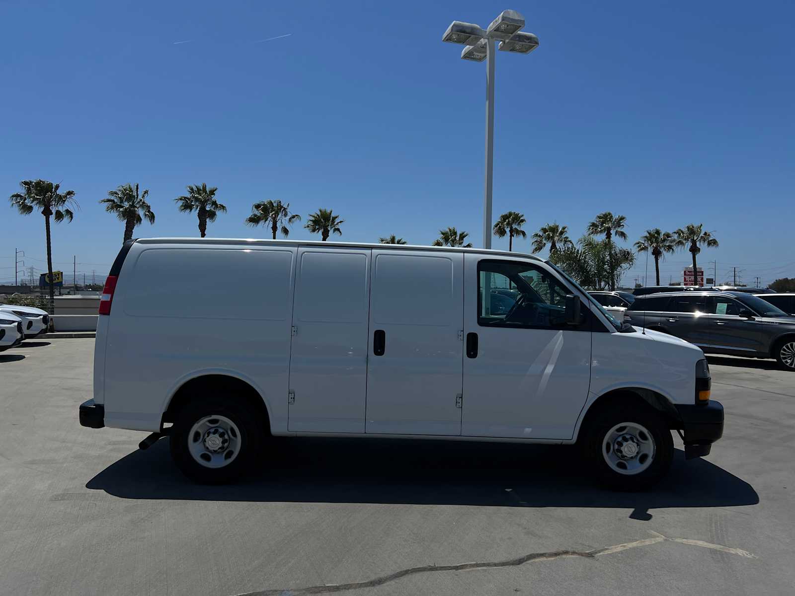 2020 Chevrolet Express 