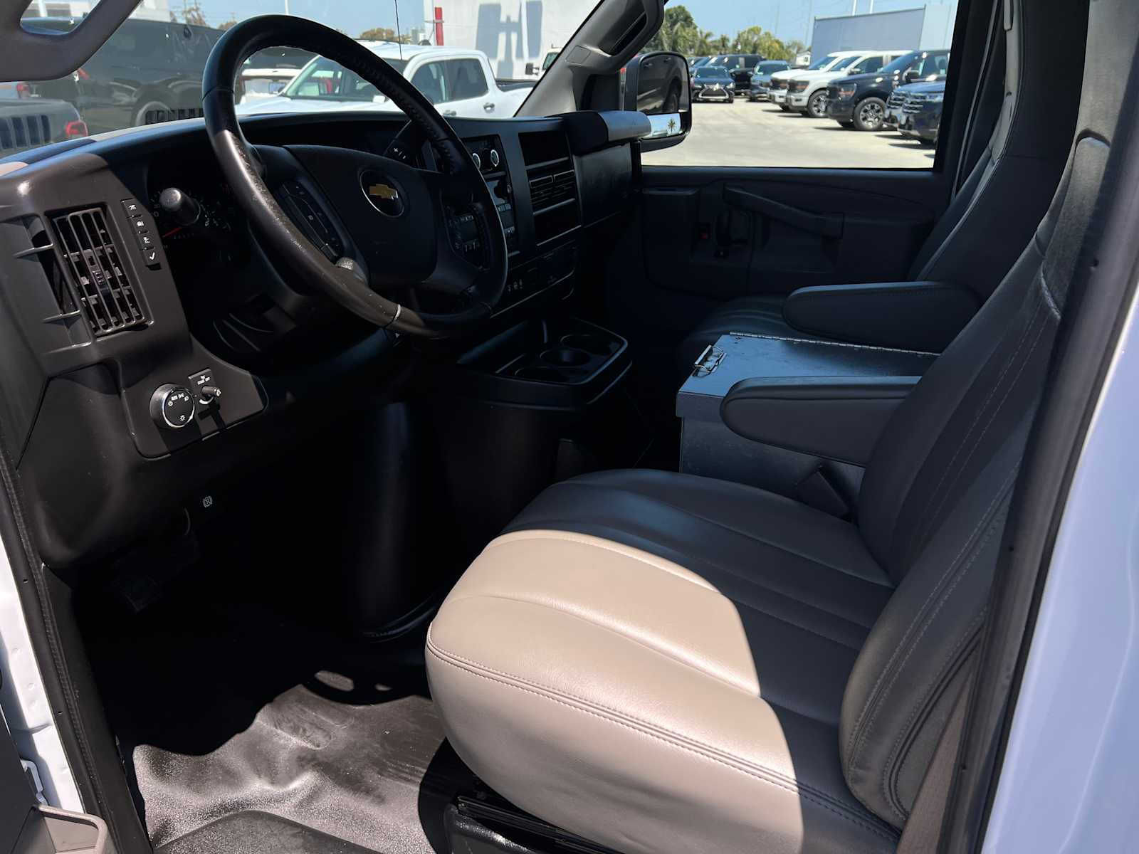 2020 Chevrolet Express 