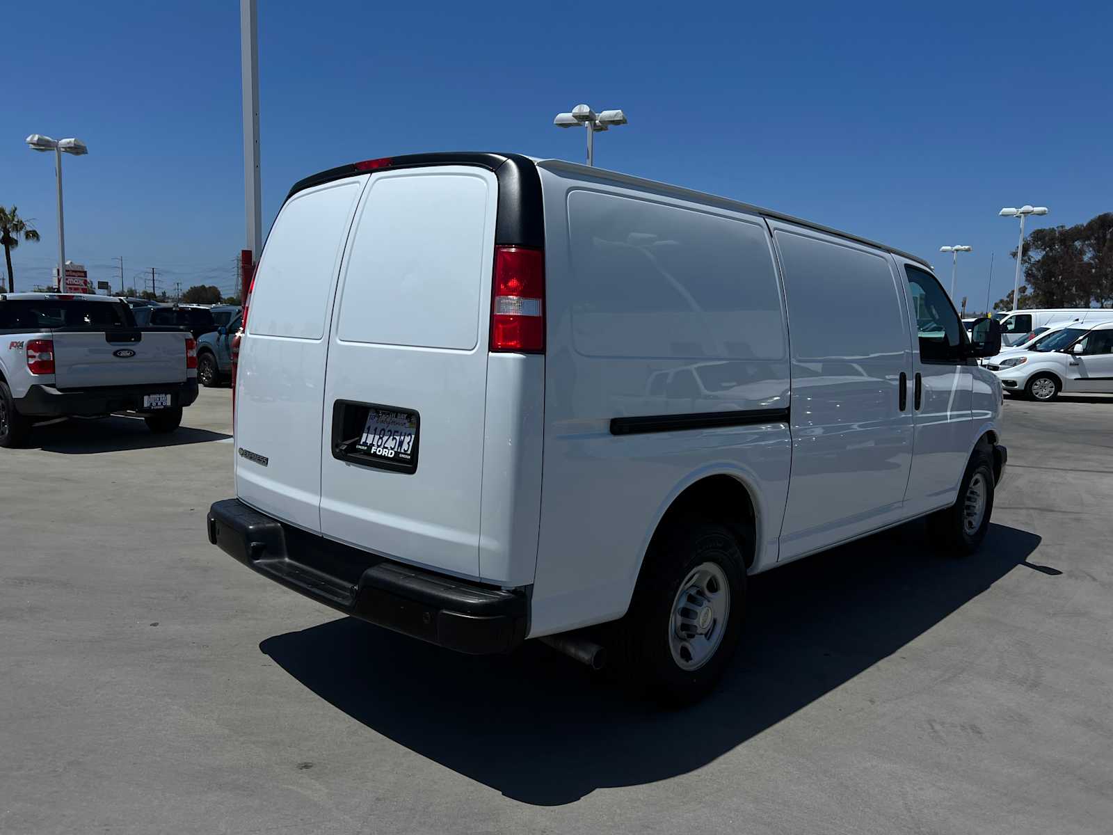2022 Chevrolet Express 