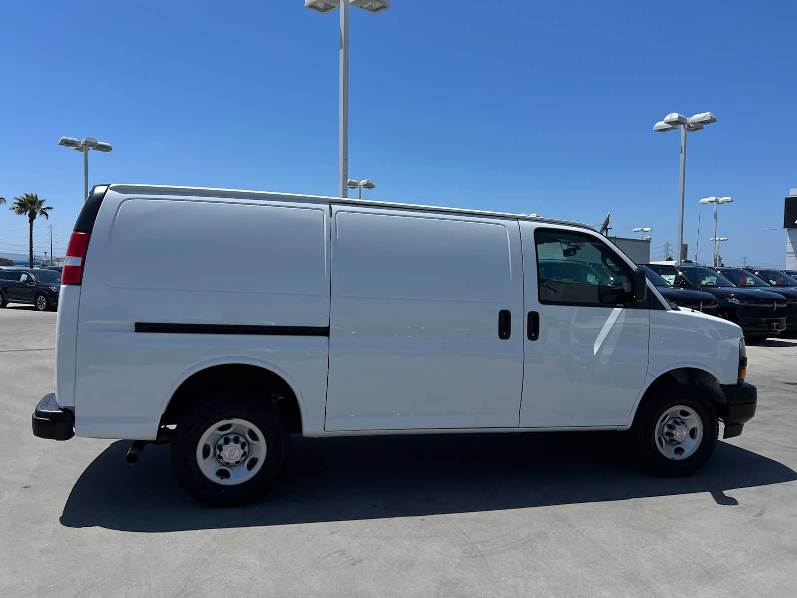 2022 Chevrolet Express 