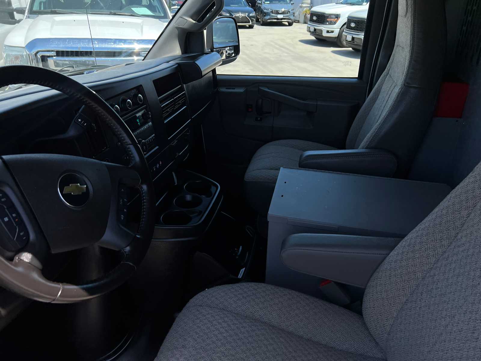 2022 Chevrolet Express 