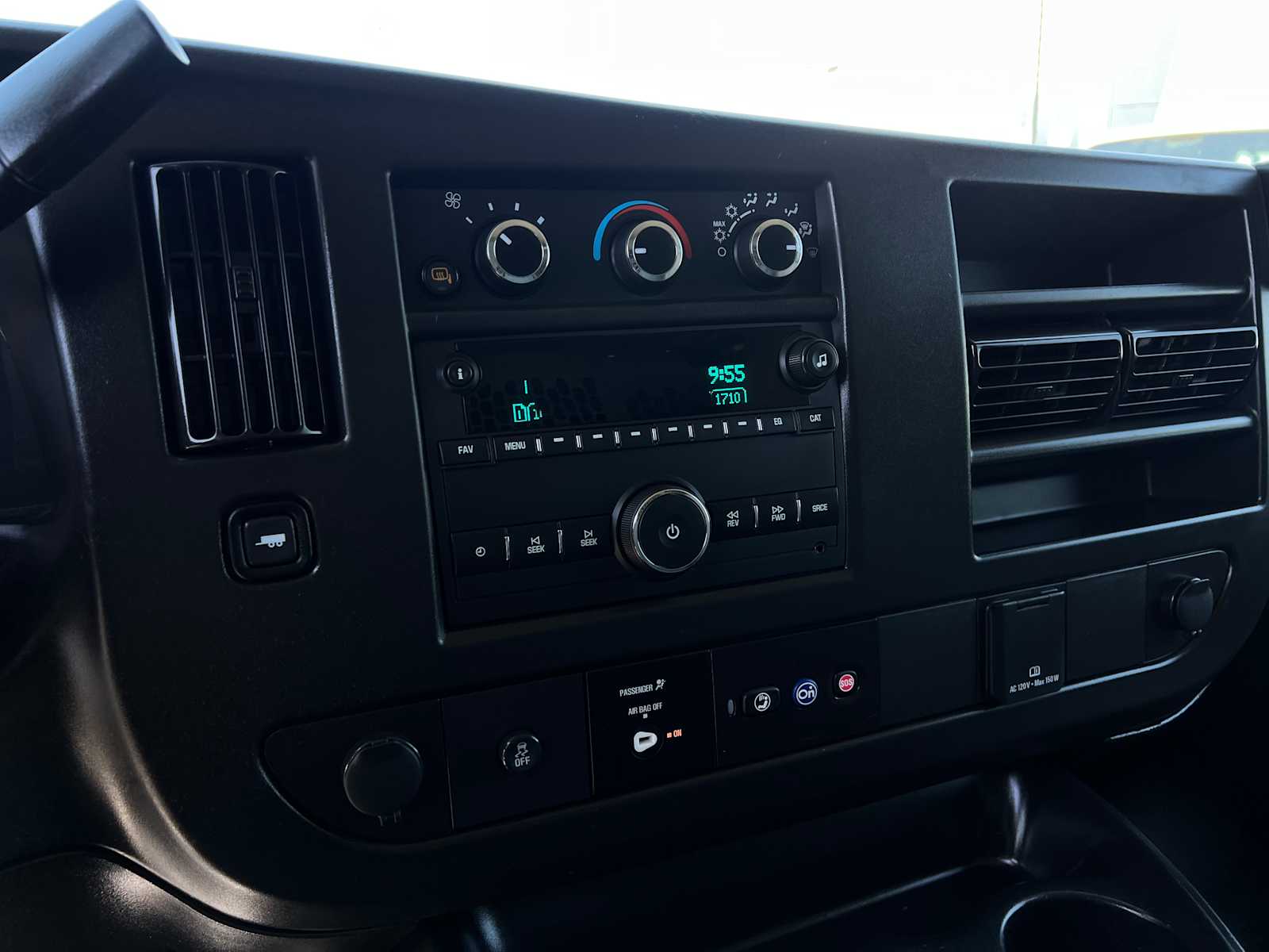 2022 Chevrolet Express 