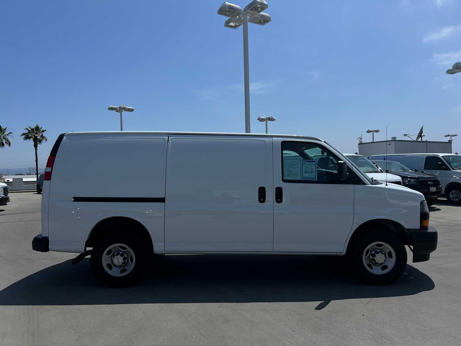 2022 Chevrolet Express 