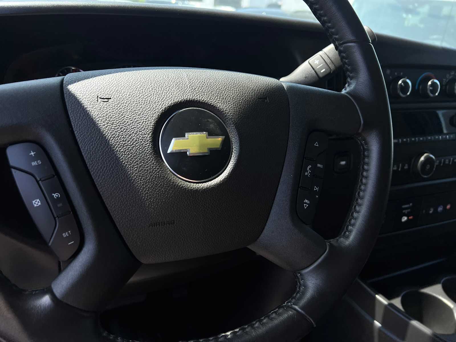 2022 Chevrolet Express 