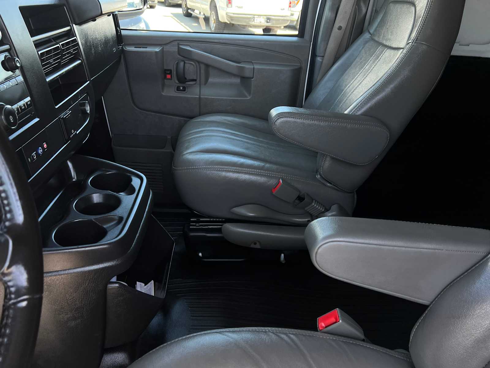 2023 Chevrolet Express 