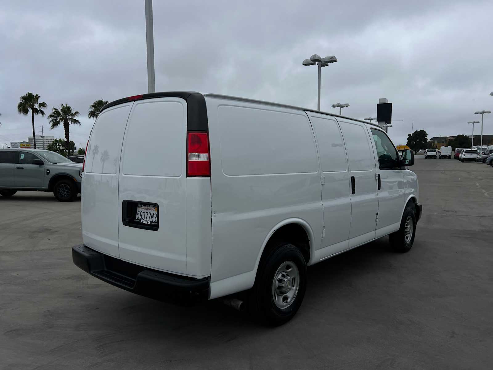 2022 Chevrolet Express 