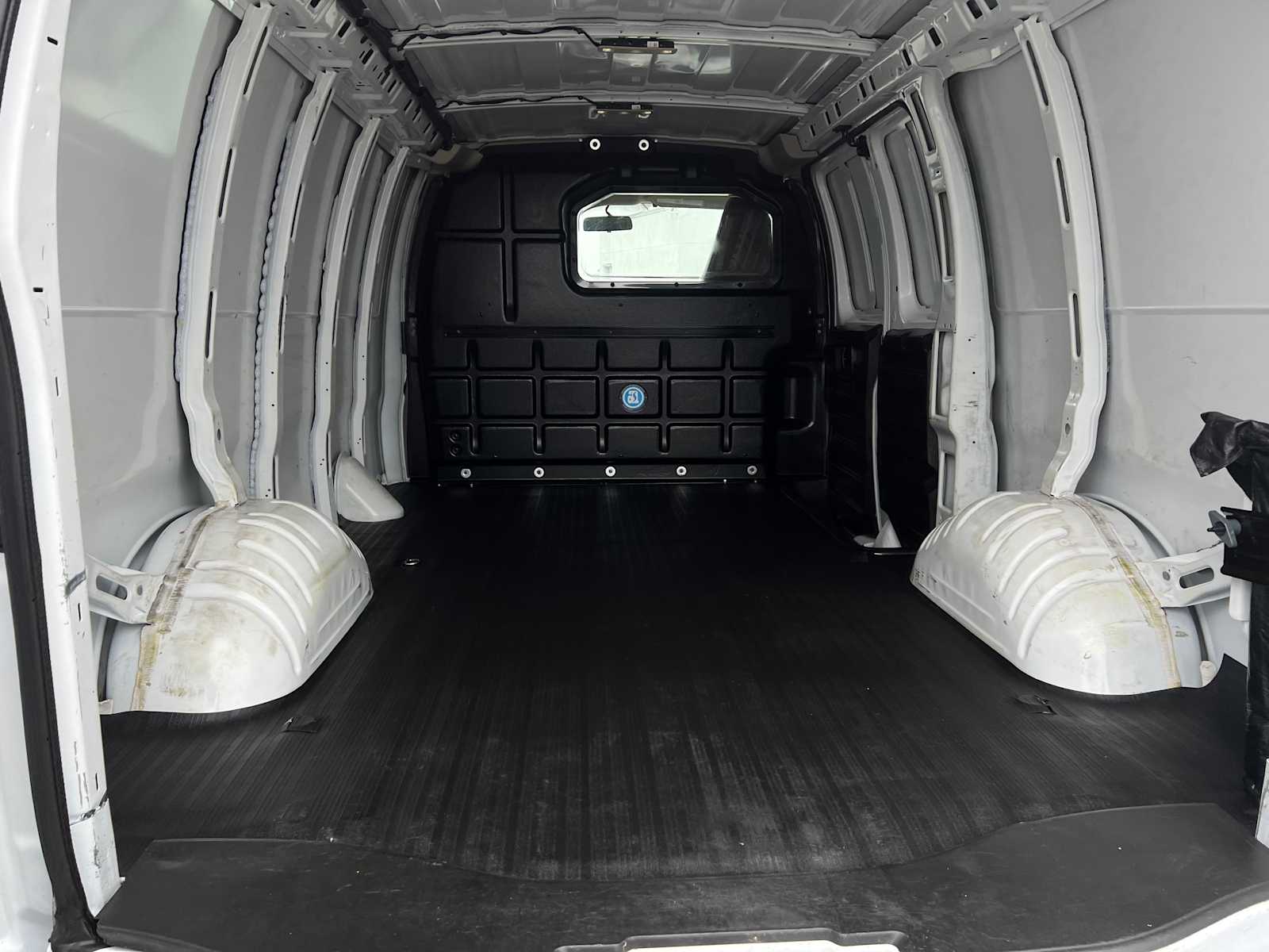 2022 Chevrolet Express 