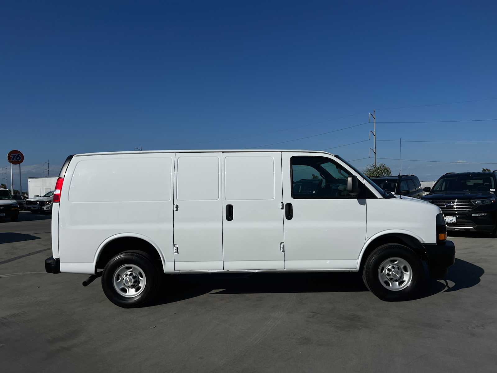 2022 Chevrolet Express 
