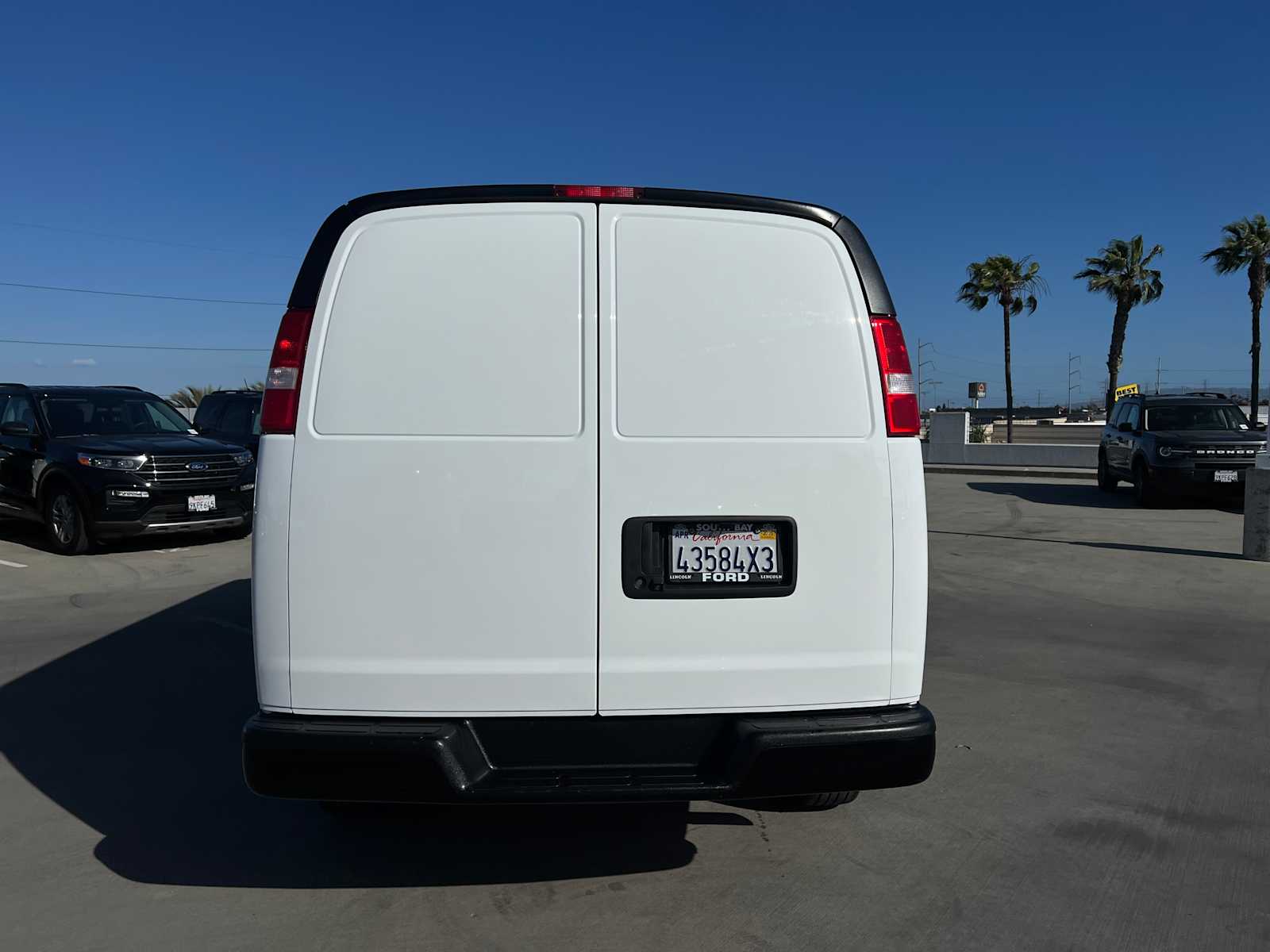 2022 Chevrolet Express 
