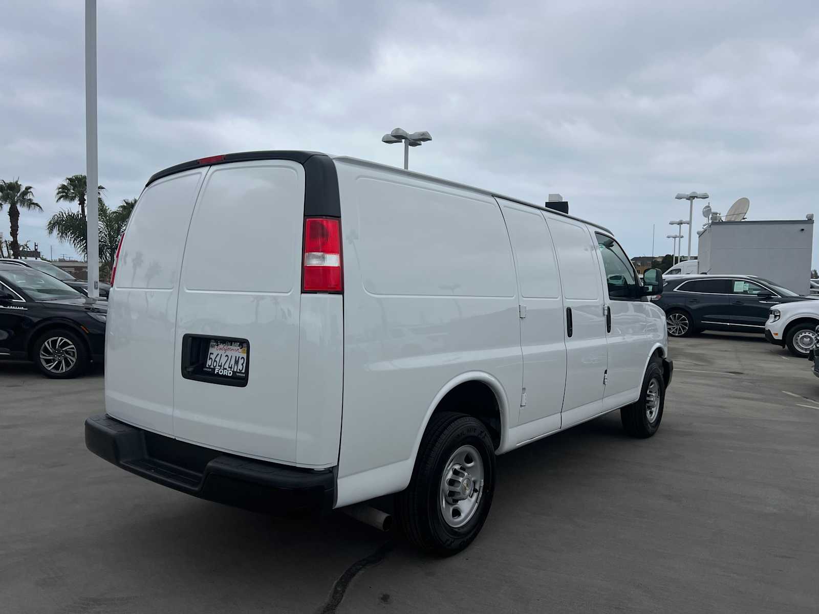 2022 Chevrolet Express 