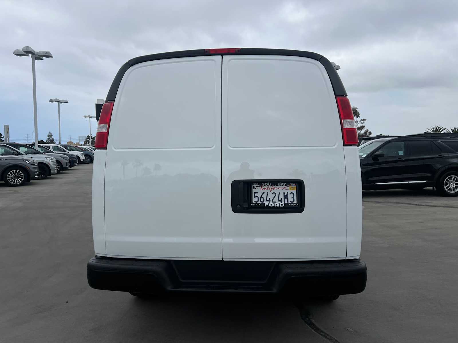 2022 Chevrolet Express 