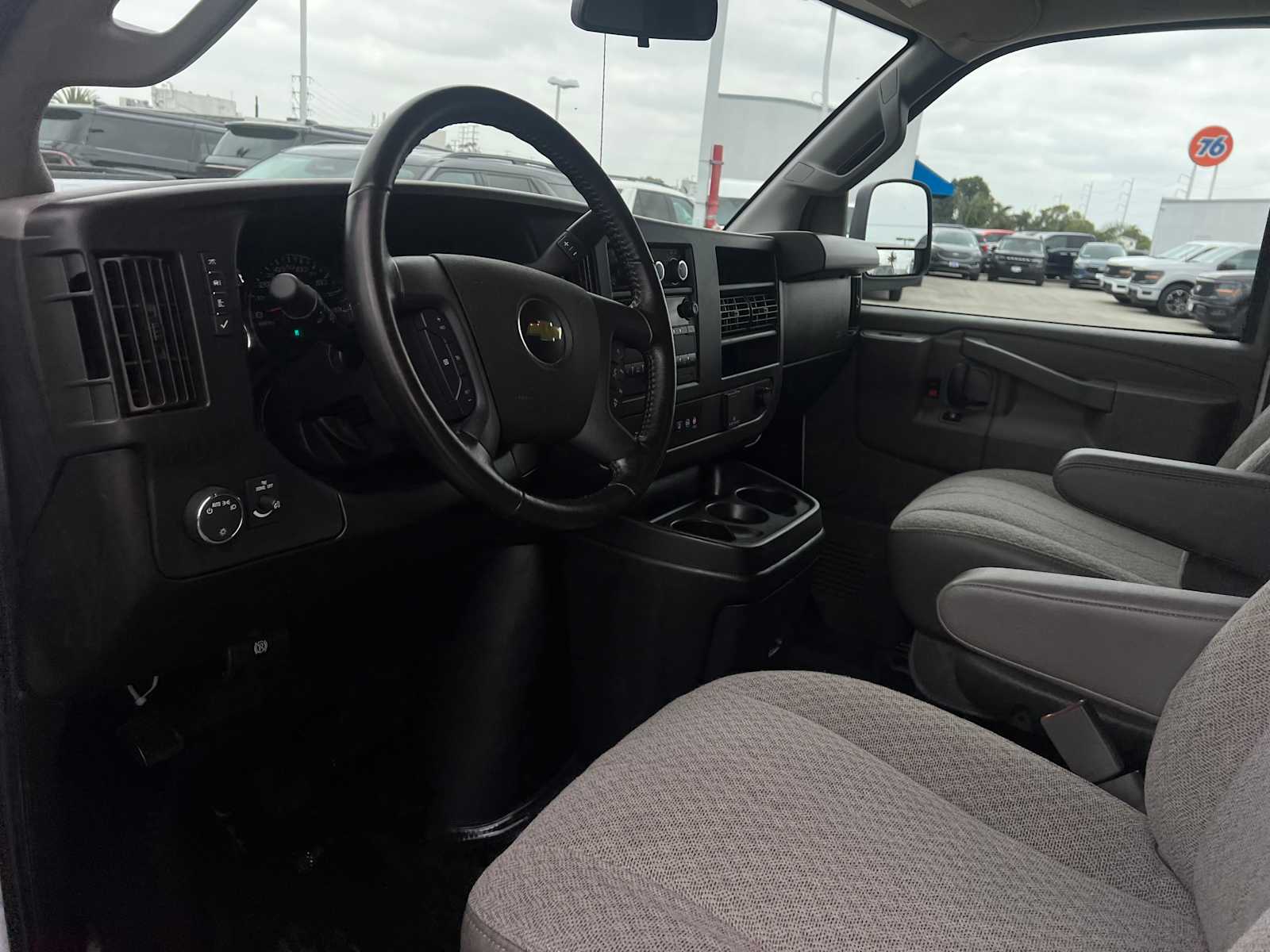 2022 Chevrolet Express 