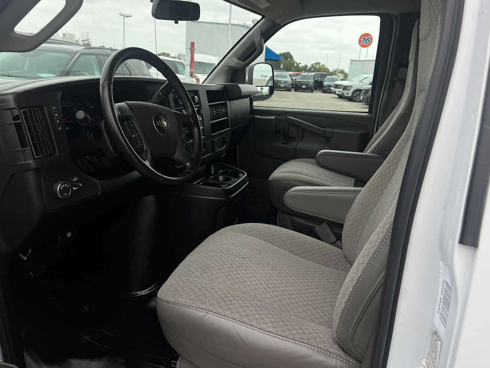 2022 Chevrolet Express 