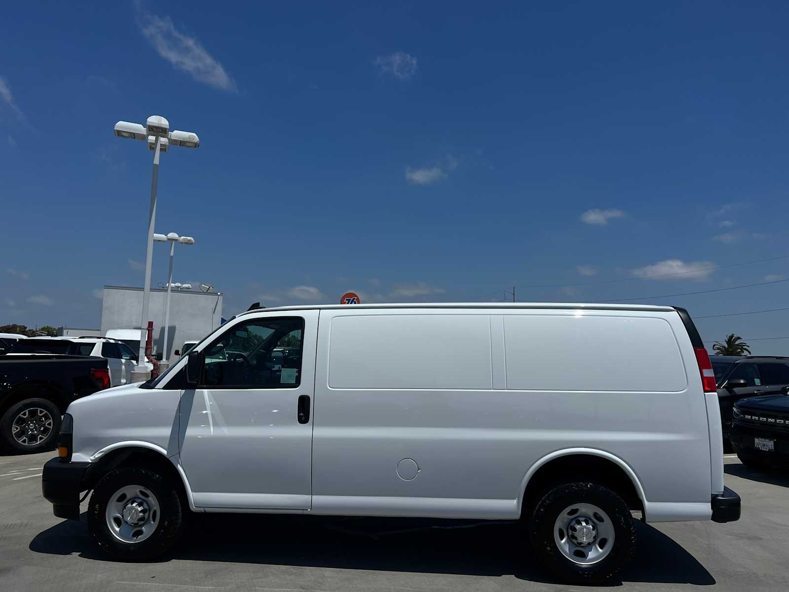2022 Chevrolet Express 