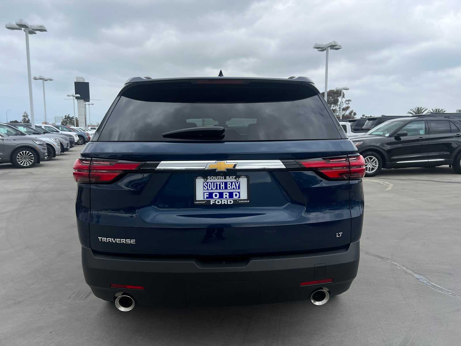 2023 Chevrolet Traverse LT Cloth