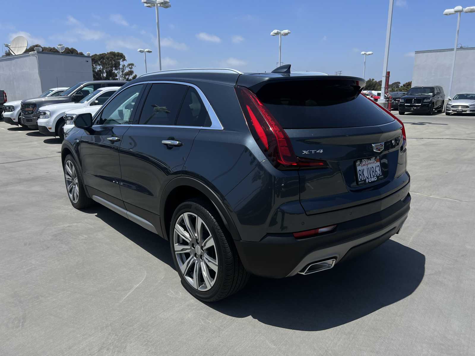 2019 Cadillac XT4 FWD Premium Luxury