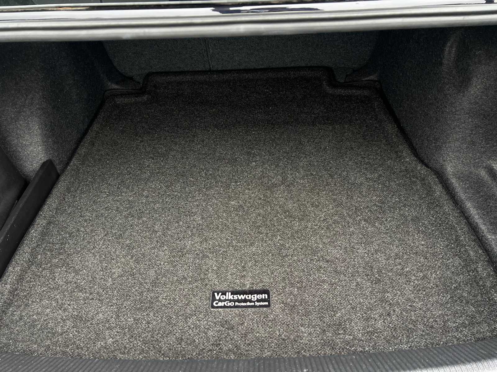 2019 Volkswagen Passat 2.0T Wolfsburg Edition