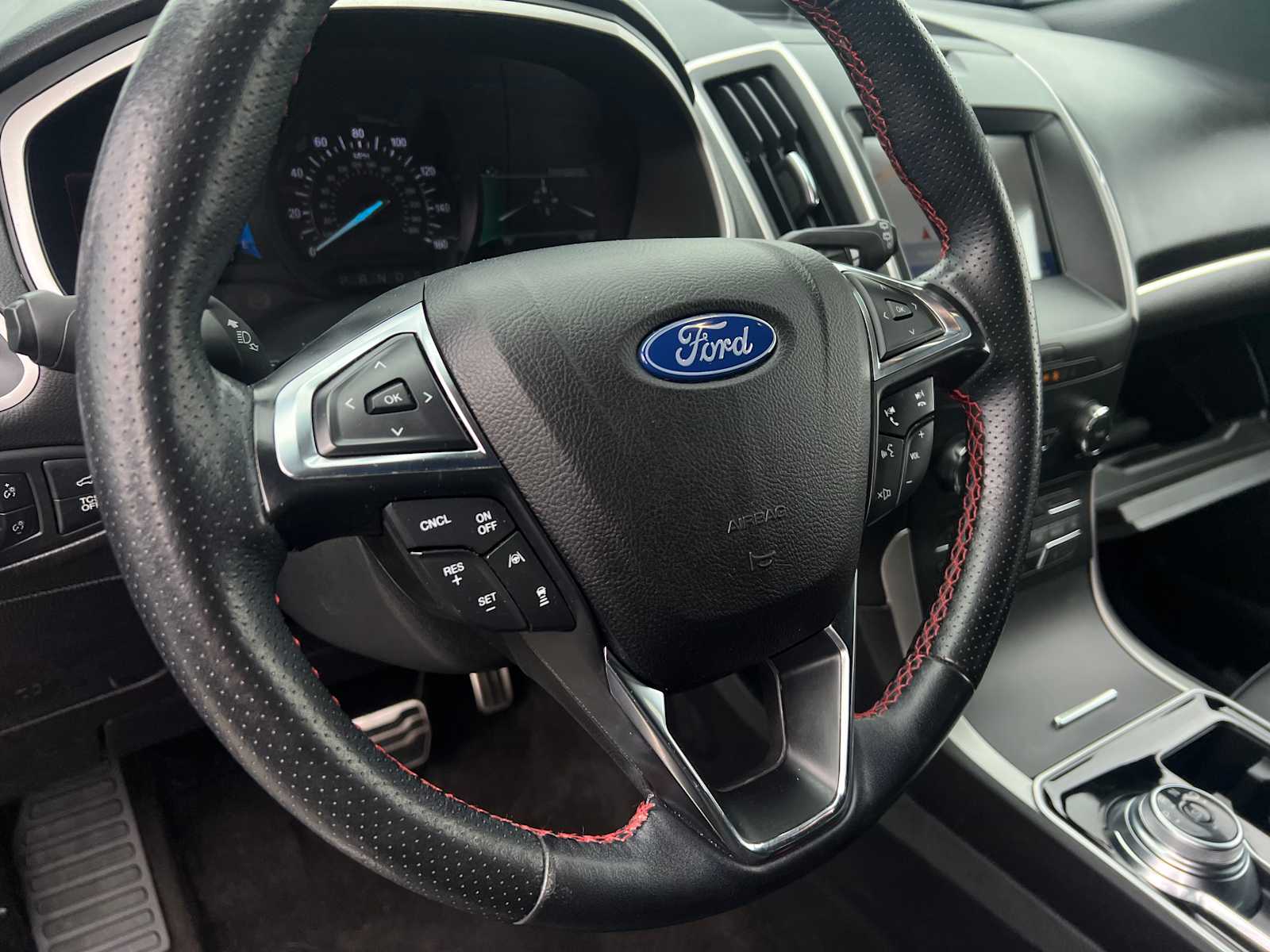2020 Ford Edge ST Line
