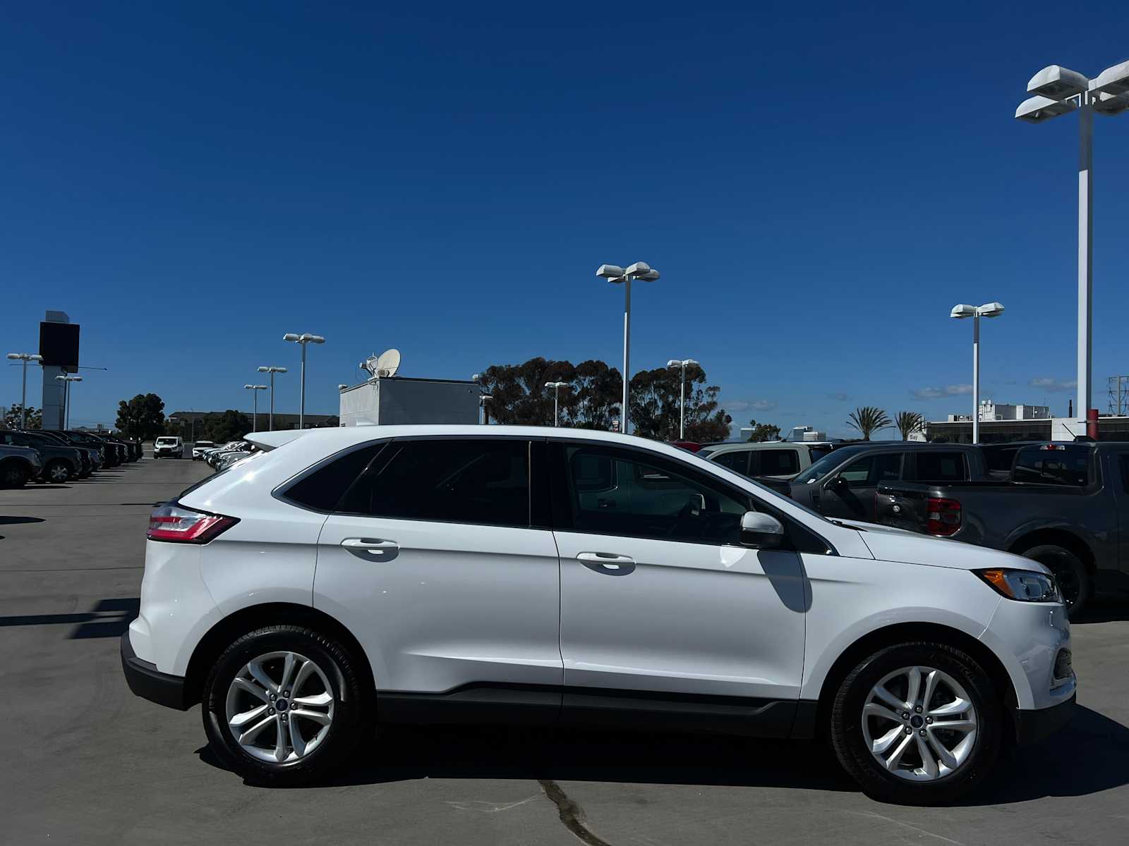 2020 Ford Edge SEL
