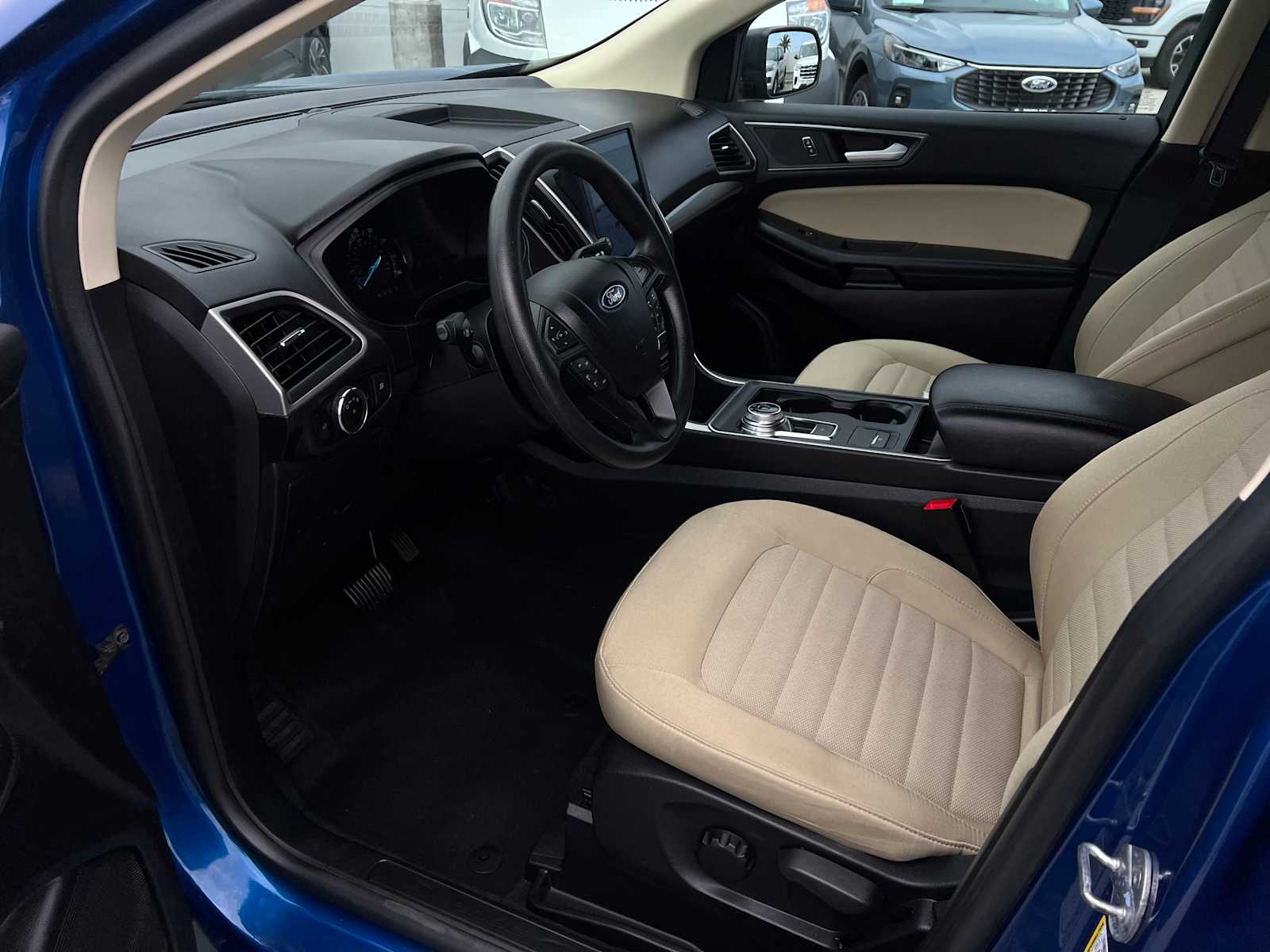 2024 Ford Edge SE