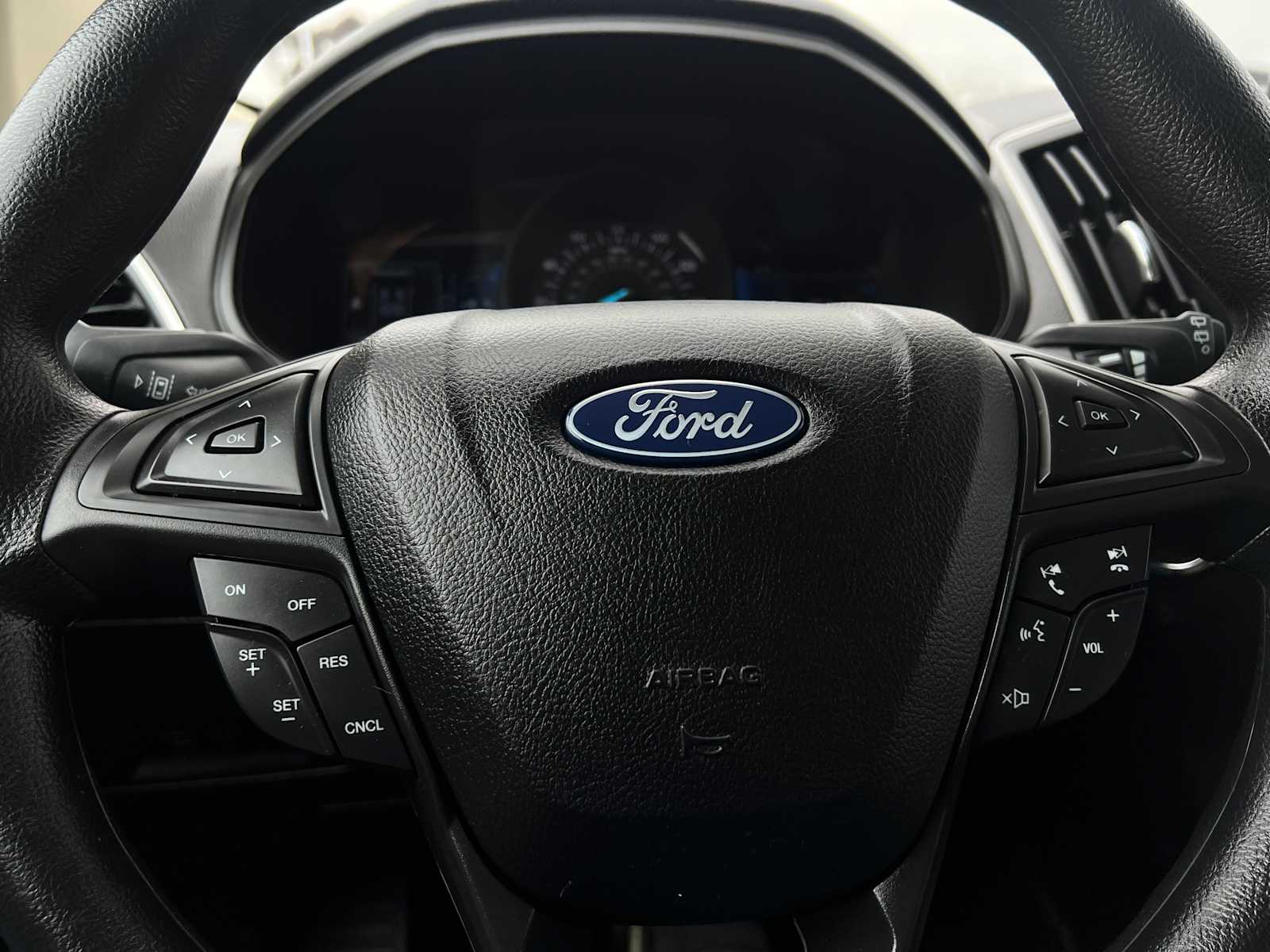 2024 Ford Edge SE