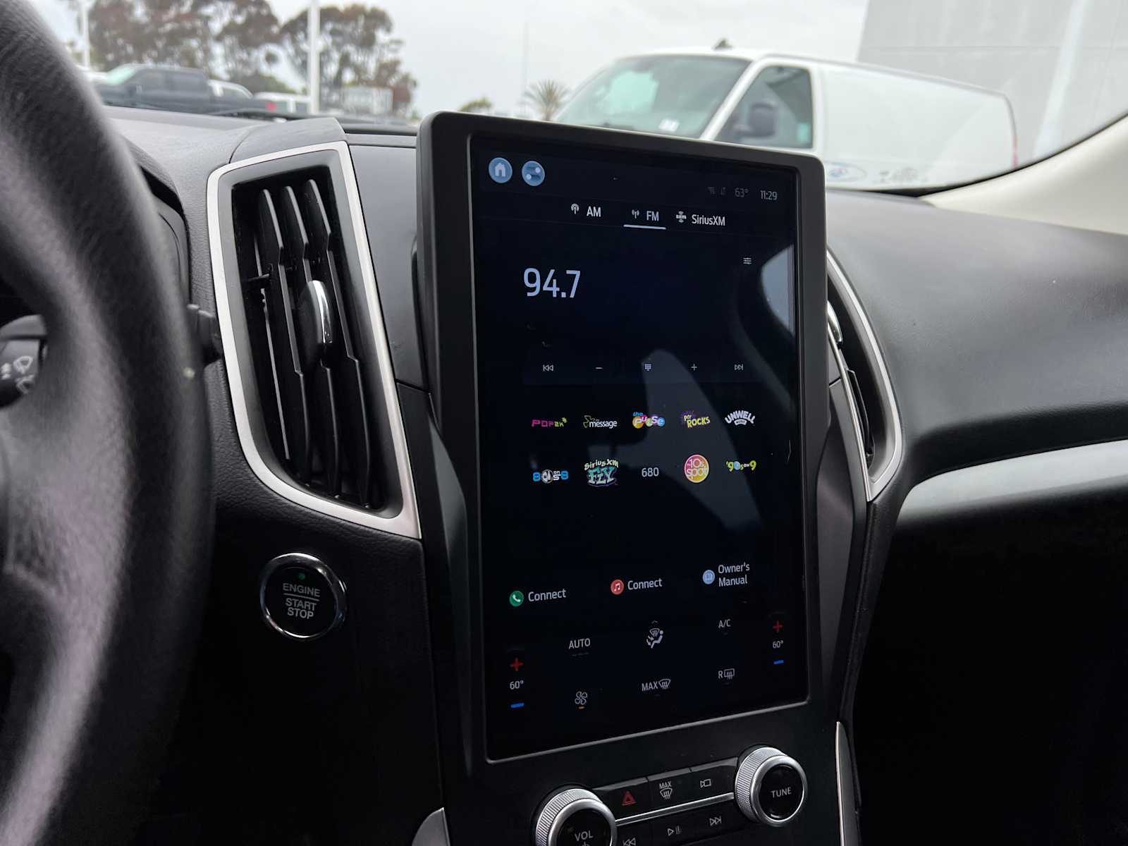 2022 Ford Edge SE
