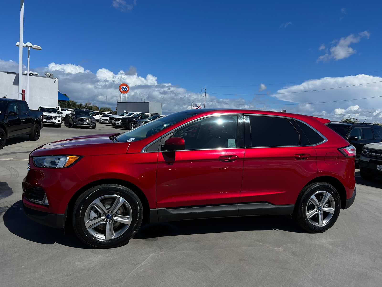 2022 Ford Edge SEL