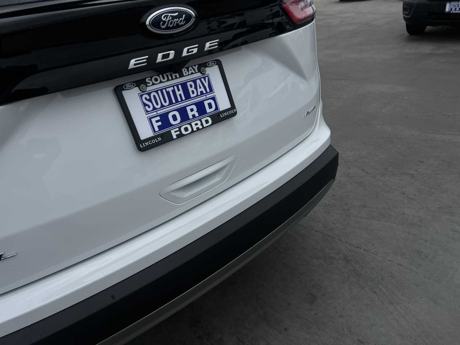 2024 Ford Edge 