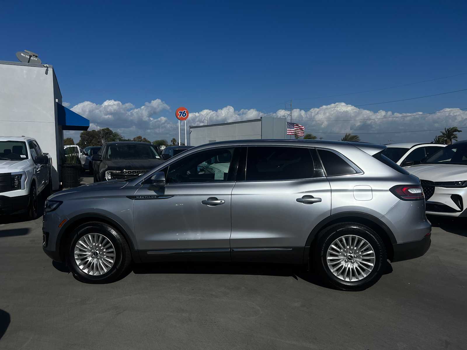 2020 Lincoln Nautilus Standard