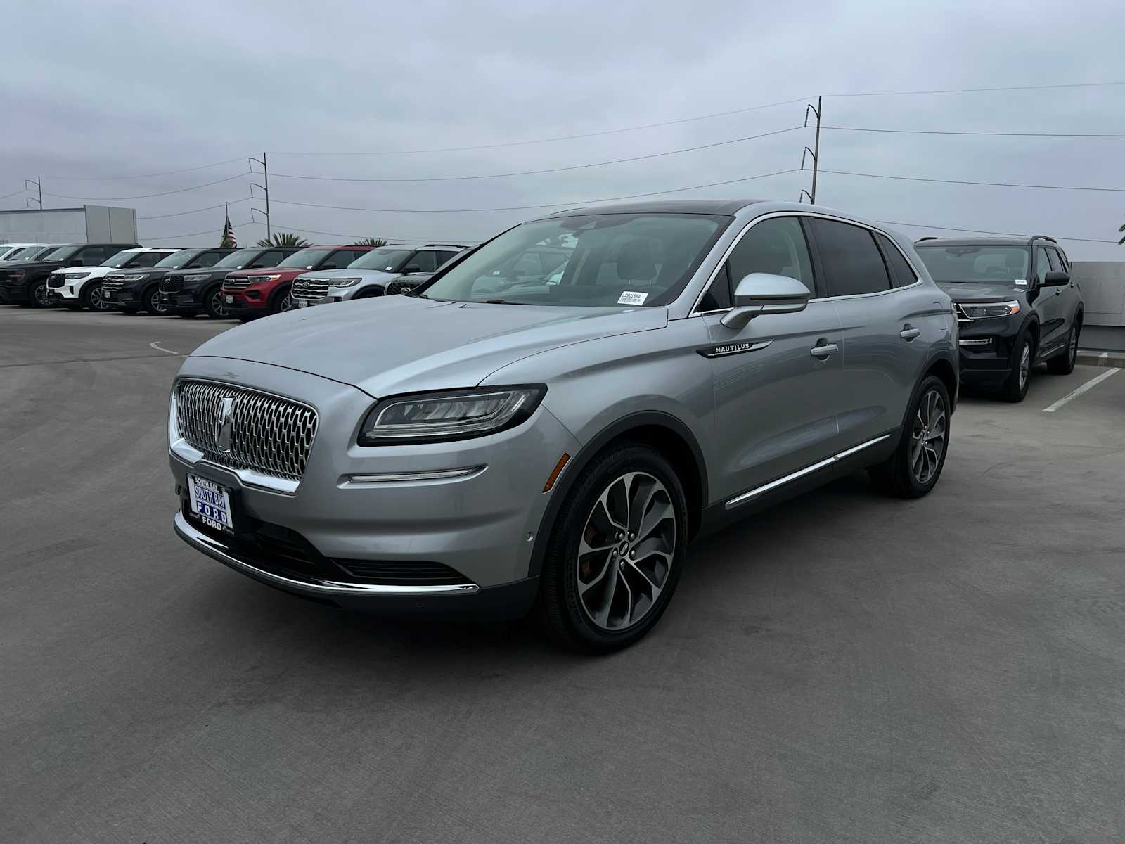 2022 Lincoln Nautilus Reserve