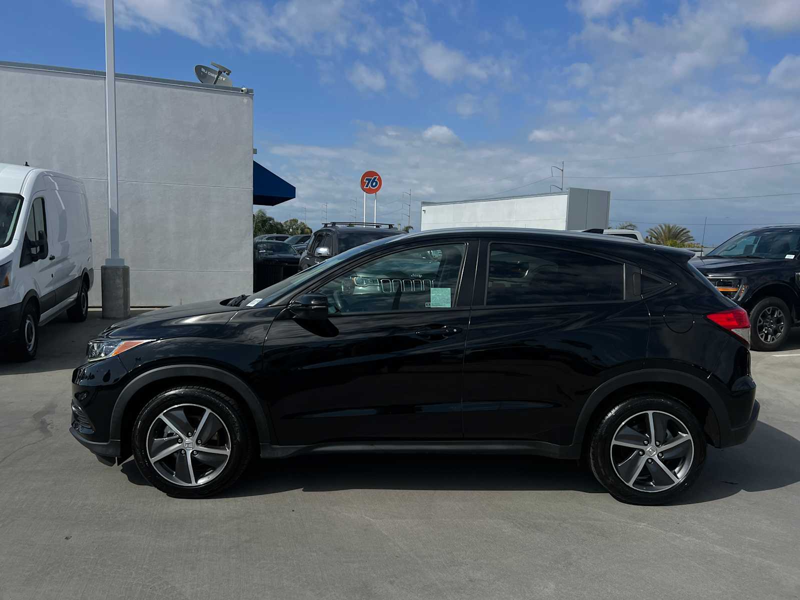 2022 Honda HR-V EX