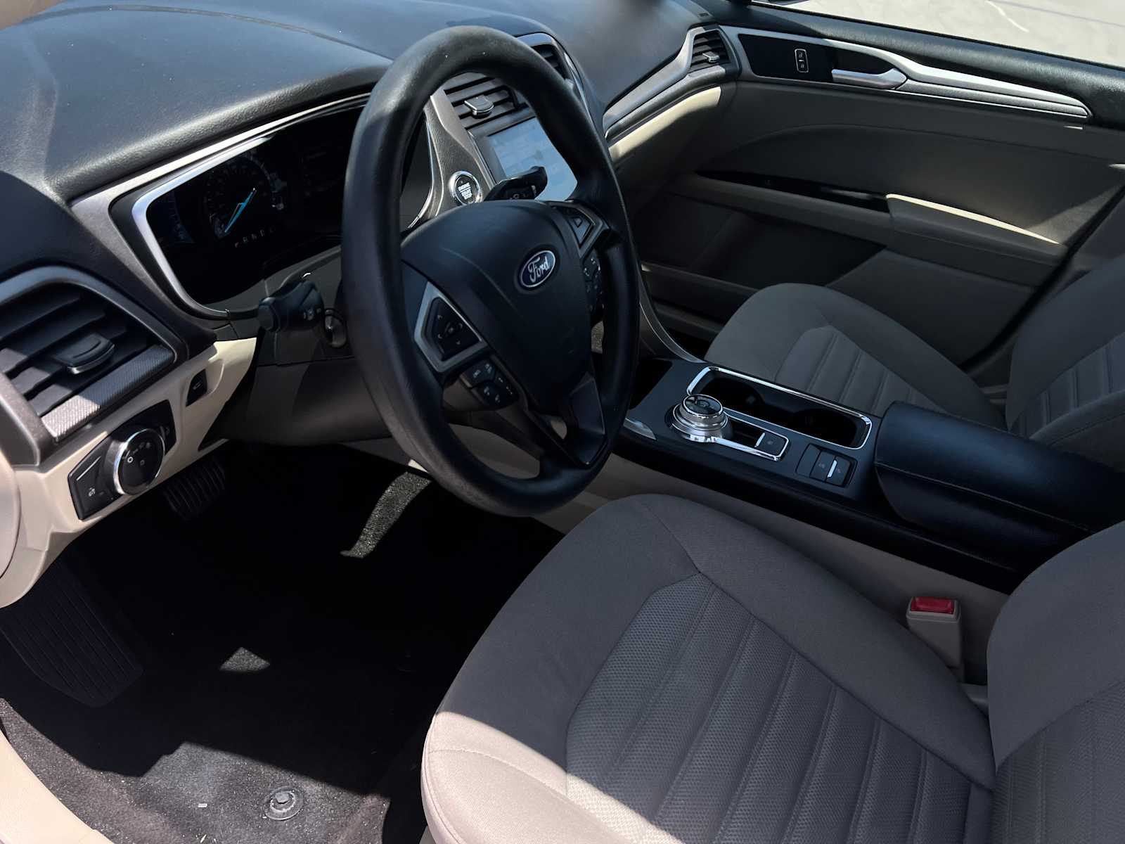 2019 Ford Fusion Hybrid SE
