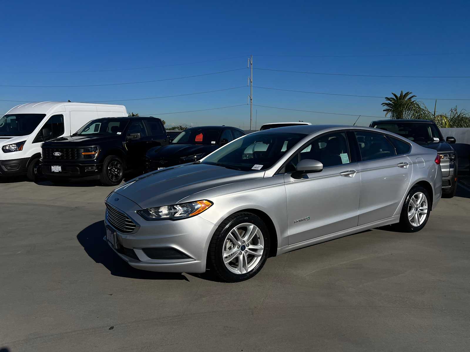 2018 Ford Fusion Hybrid S's photo