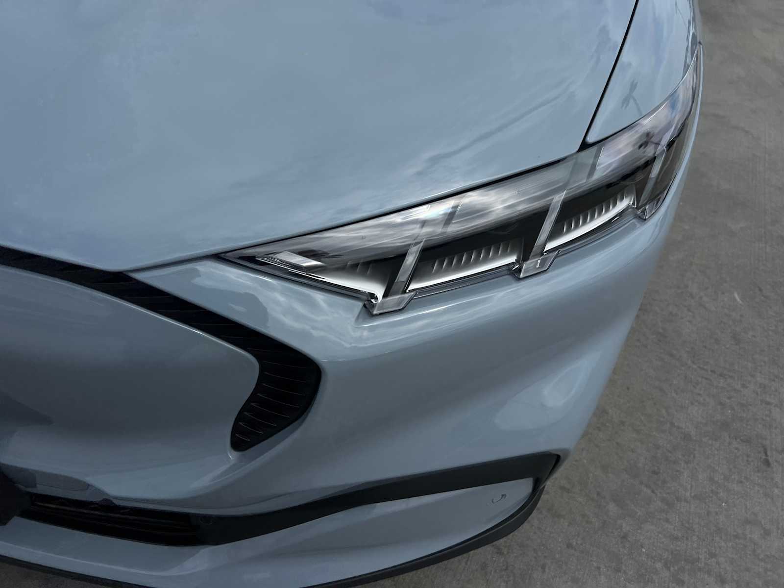 2025 Ford Mustang Mach-E Select