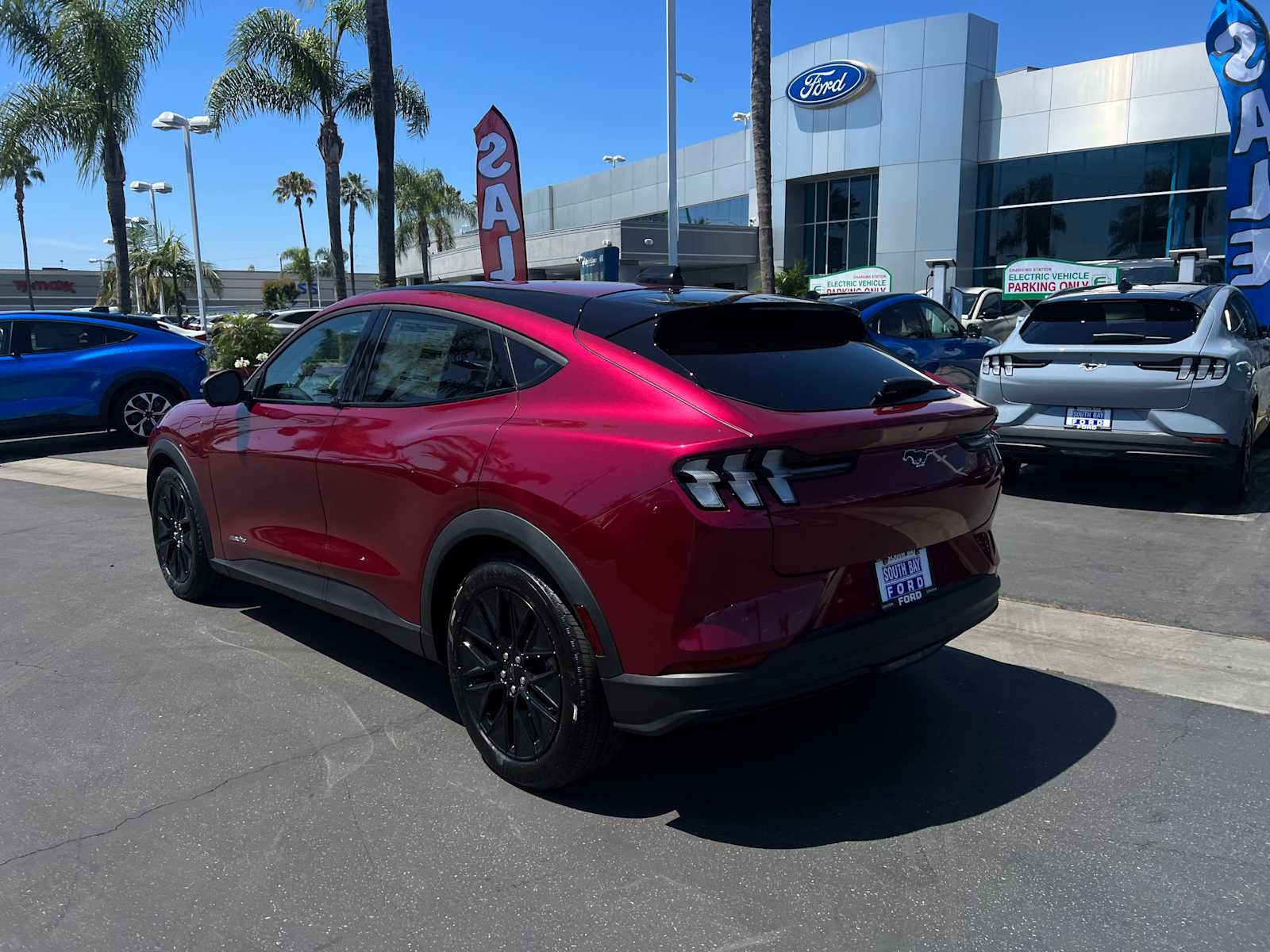2025 Ford Mustang Mach-E Select photo 24