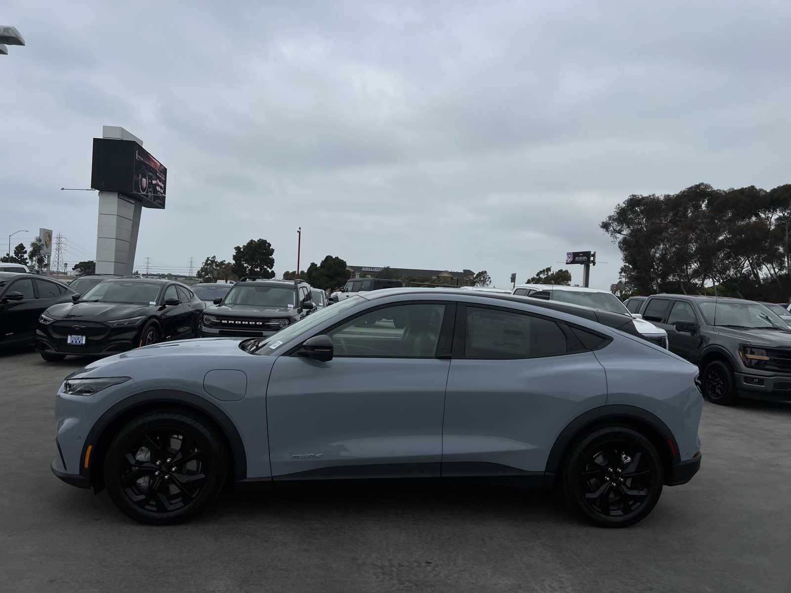 2024 Ford Mustang Mach-E Select