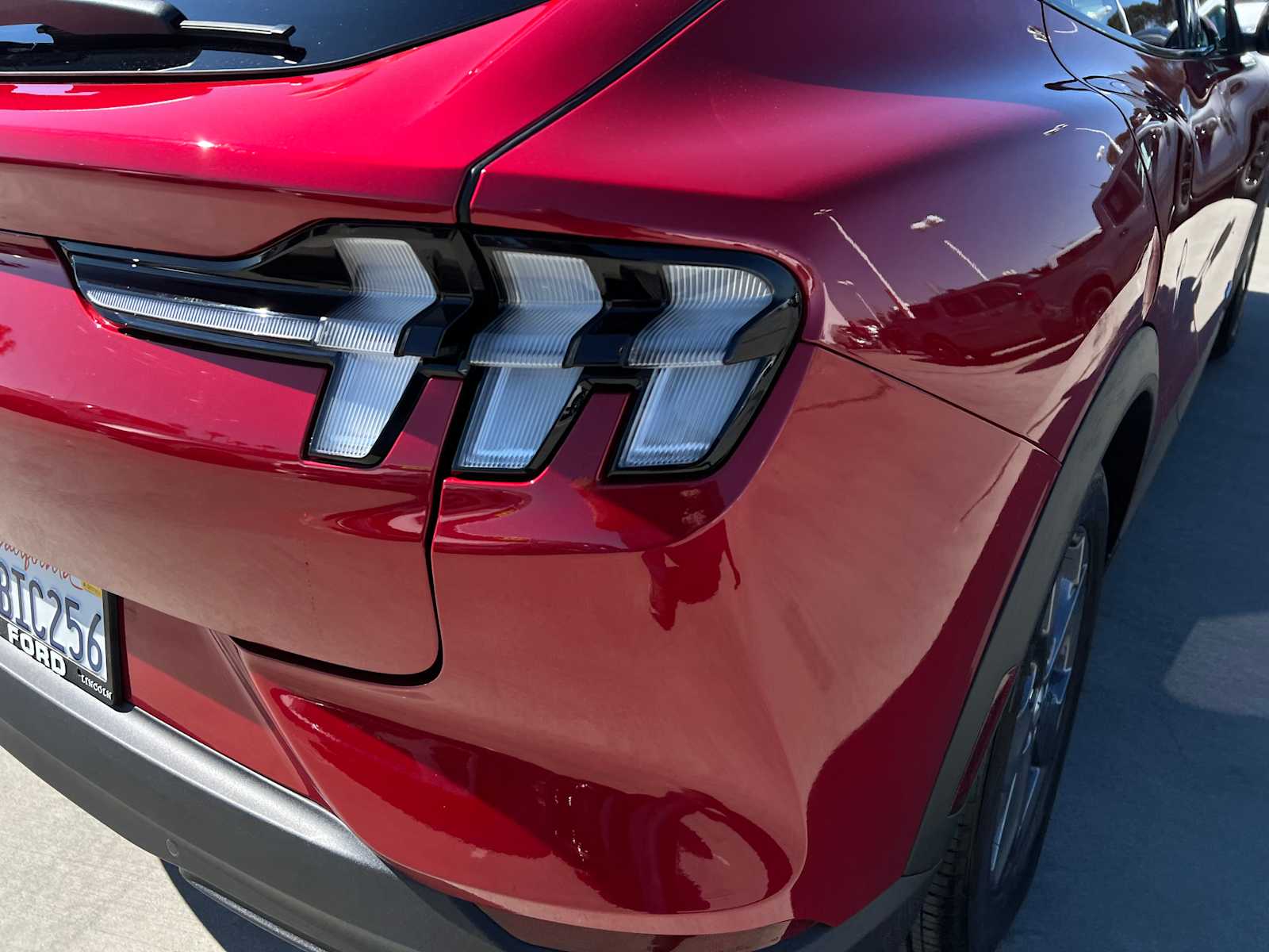 2022 Ford Mustang Mach-E Select