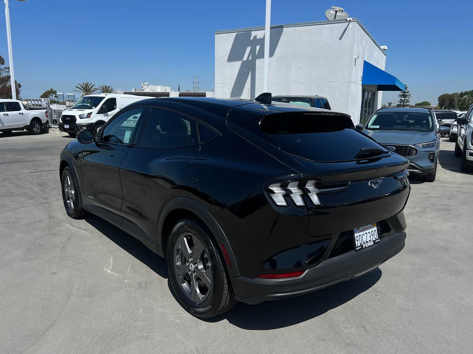 2022 Ford Mustang Mach-E Select