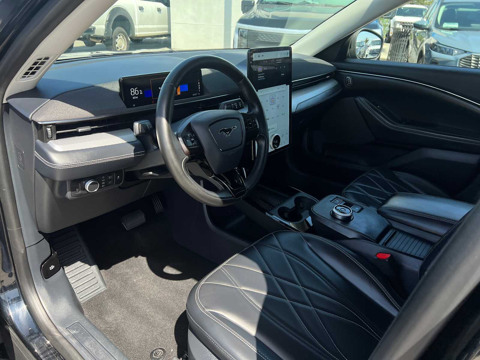 2022 Ford Mustang Mach-E Select