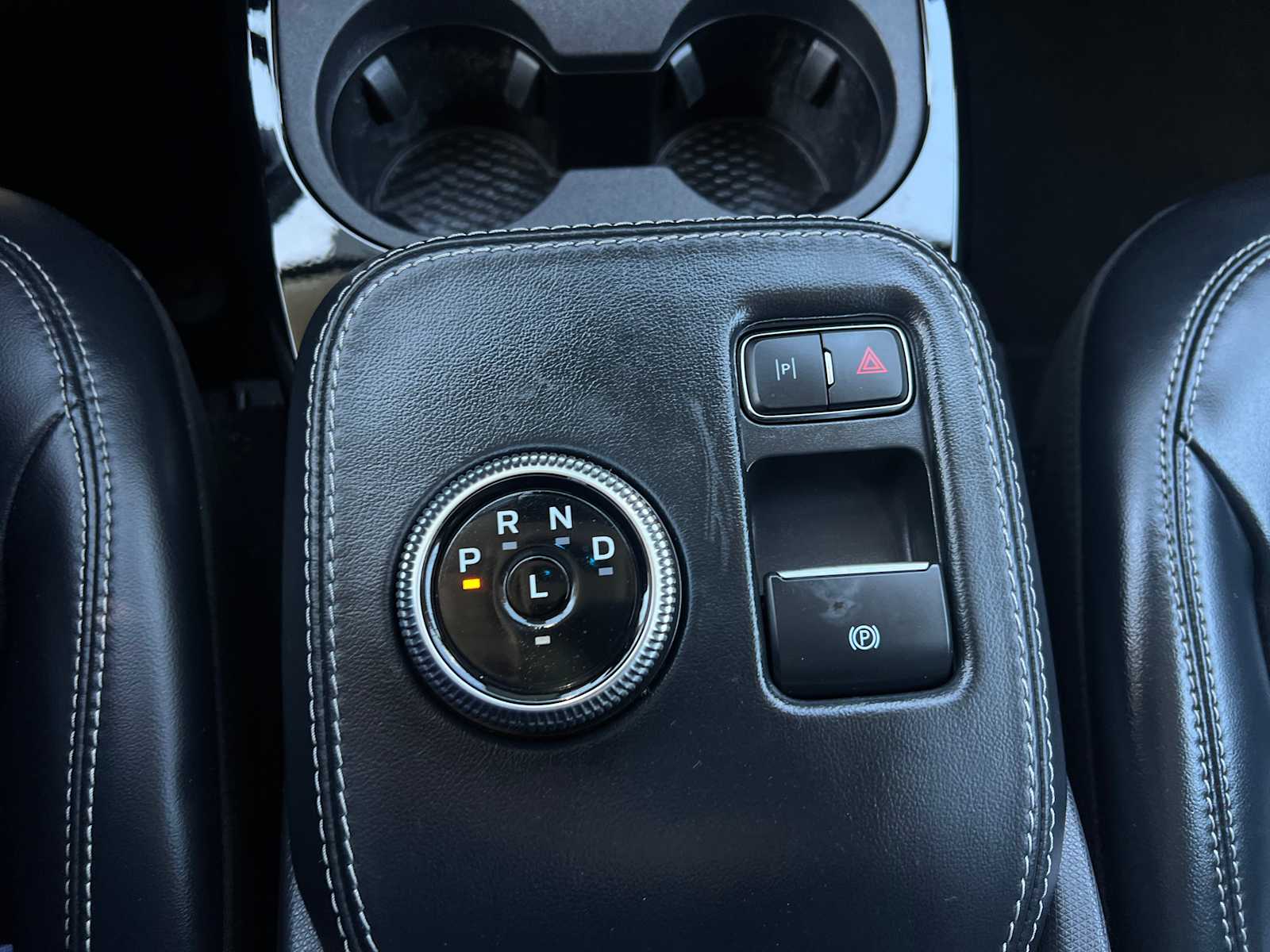 2022 Ford Mustang Mach-E Select