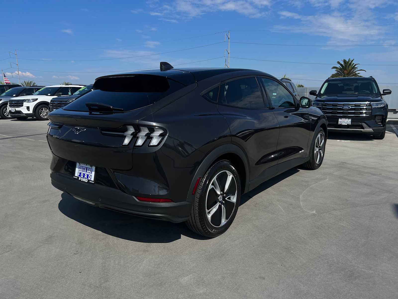 2022 Ford Mustang Mach-E Select