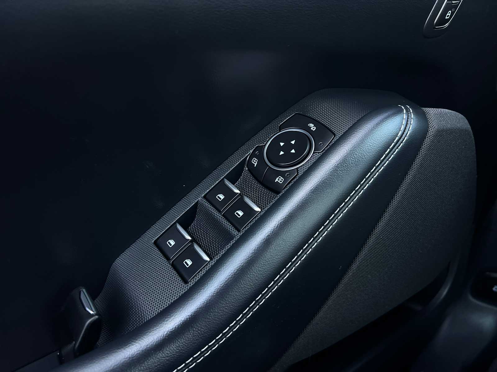 2022 Ford Mustang Mach-E Select