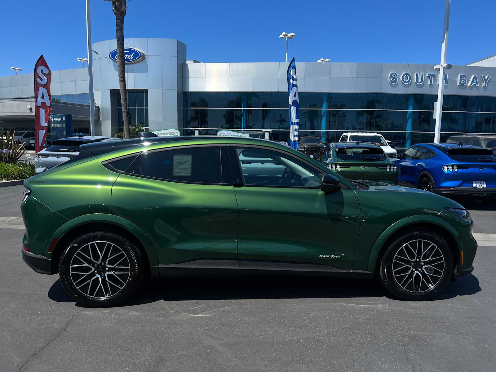 2025 Ford Mustang Mach-E Premium