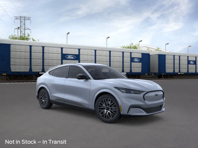 2025 Ford Mustang Mach-E Premium photo 3