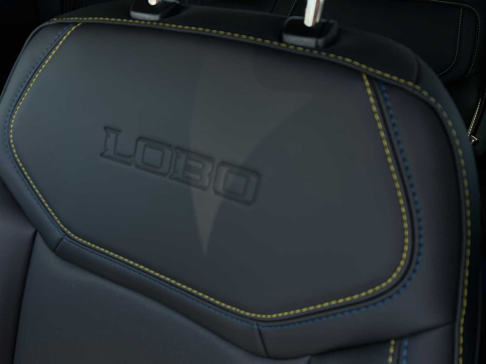 2025 Ford Maverick Lobo High