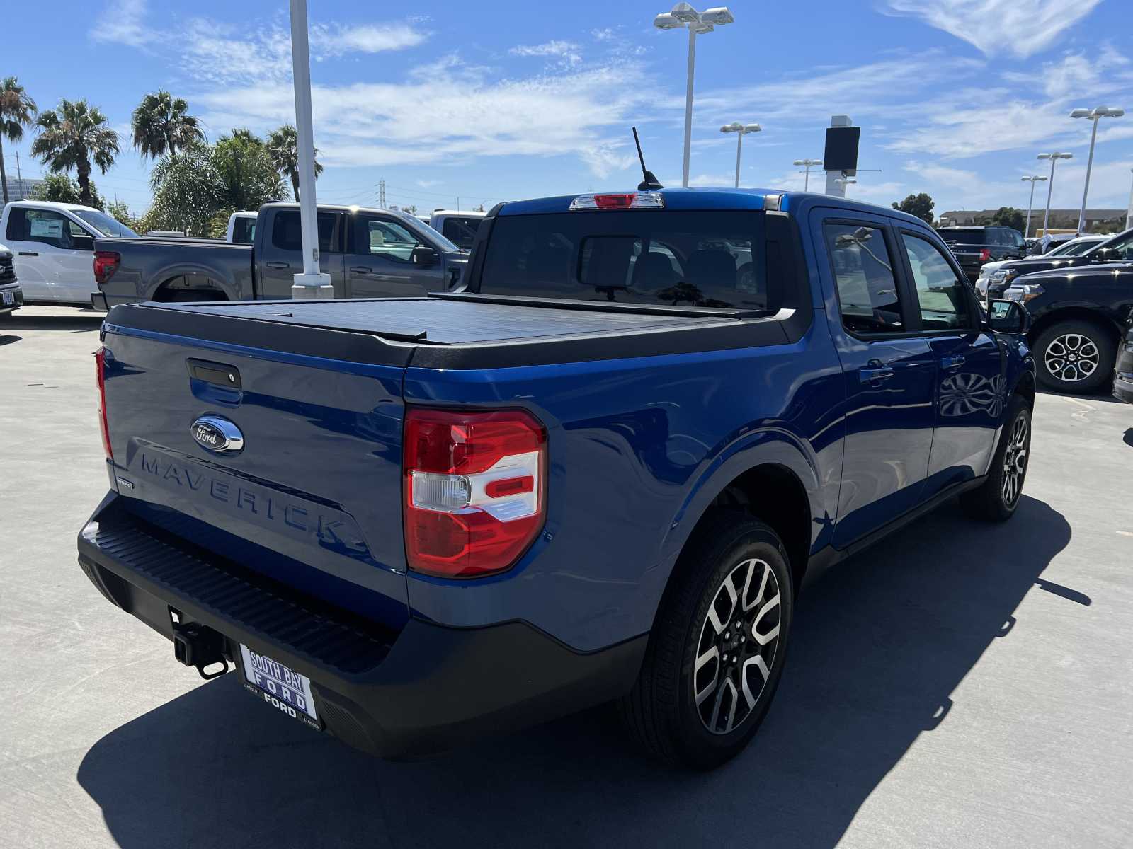 2023 Ford Maverick Lariat FWD SuperCrew